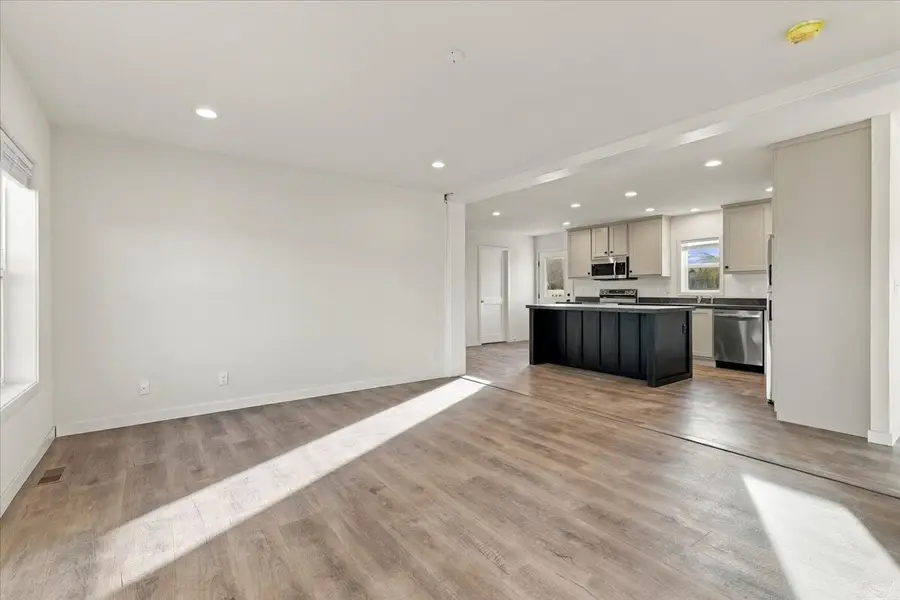 413 E Chelan Street, Coulee City, WA 99115 - #2