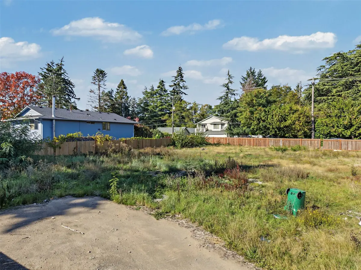 11205 12th Avenue Sw, Seattle, WA 98146 - #1