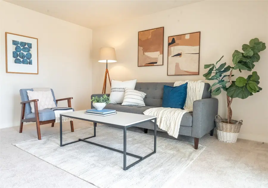 10744 Greenwood Avenue N #302, Seattle, WA 98133 - #2