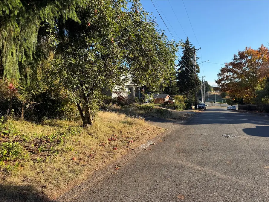 17 S Mason Avenue, Tacoma, WA 98405 - #3