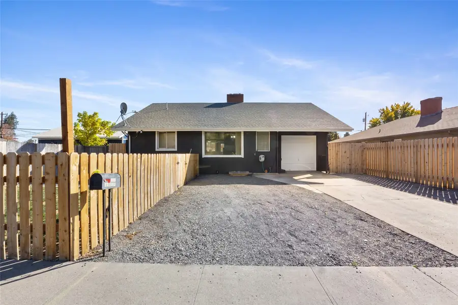1218 SW D Street, Ephrata, WA 98823 - #3