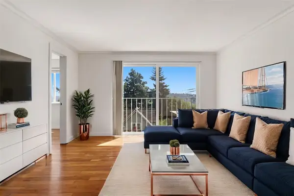 800 N Allen Place #401, Seattle, WA 98103