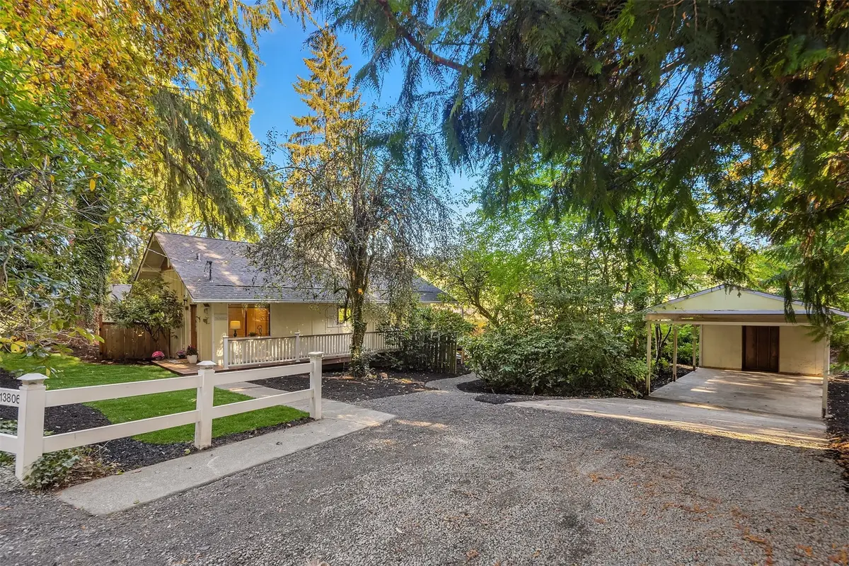 13806 W Lake Kathleen Dr Se, Renton, WA 98059 - #1