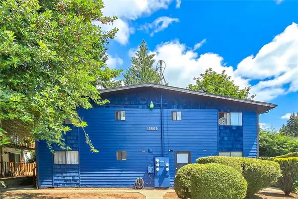 15609 8th Avenue Sw, Burien, WA 98166
