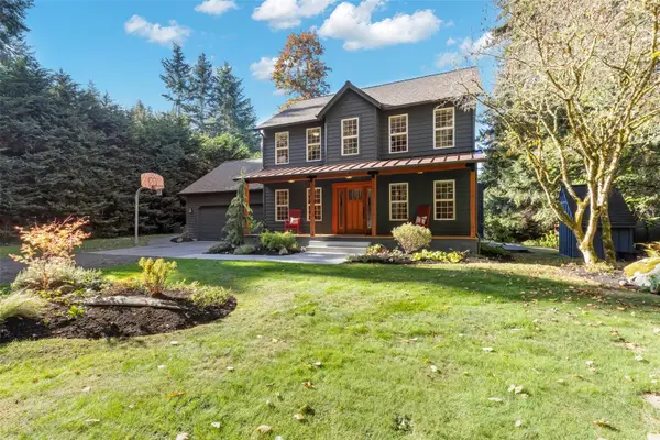 10586 NE Misty Glen Way, Kingston, WA 98346