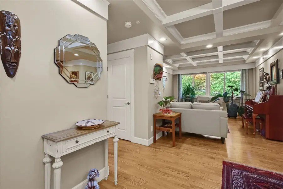 1414 1st Avenue W #203, Seattle, WA 98119 - #2