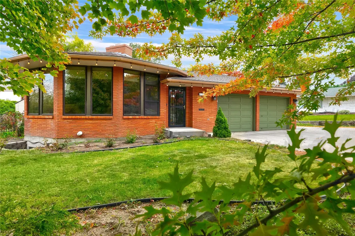 317 N 28th Avenue, Yakima, WA 98902 - #1