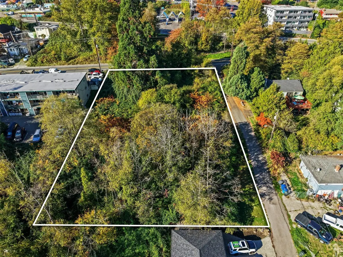 11250 Military Road S, Seattle, WA 98168 - #1