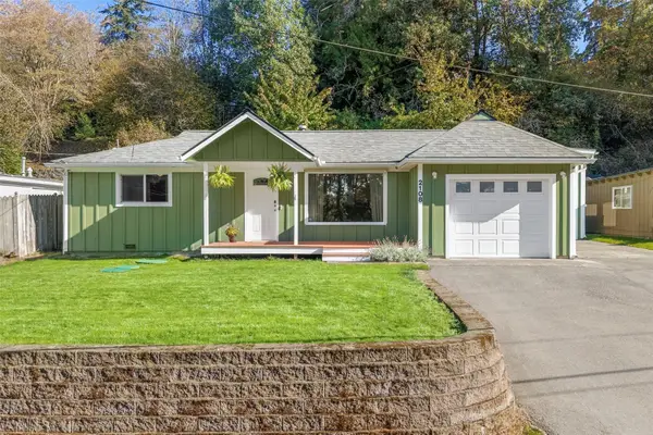 2108 NW Rocky Point Road, Bremerton, WA 98312