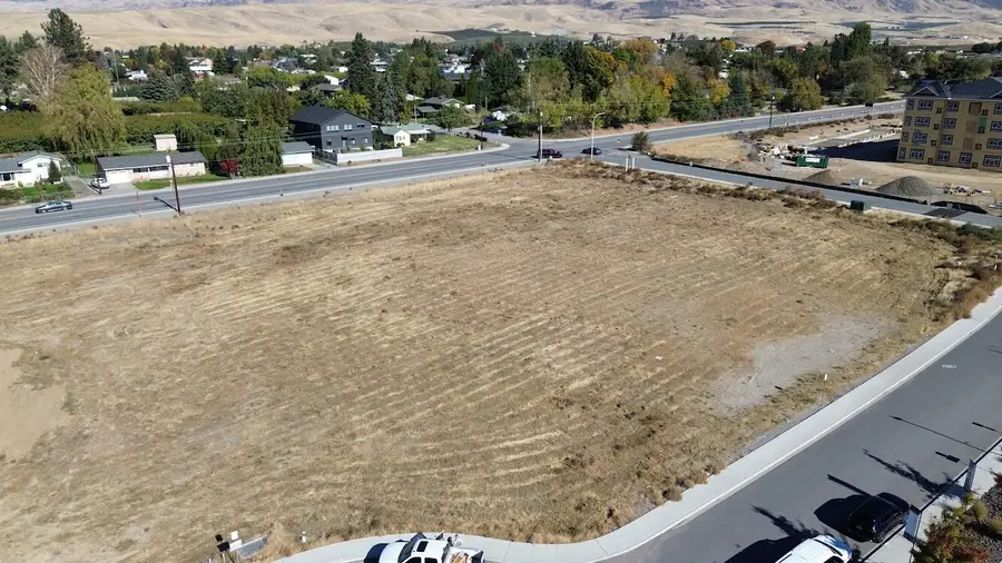 2273 S Nevada Court, East Wenatchee, WA 98802 - #3