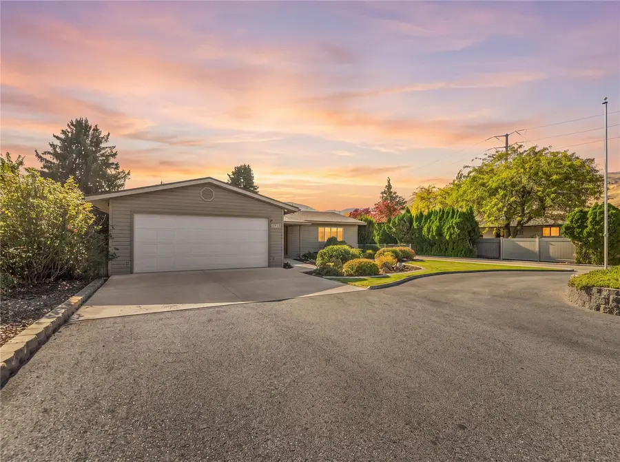 1719 Harris Place, Wenatchee, WA 98801 - #2