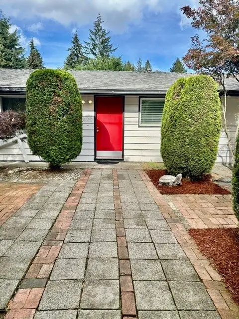 426 S 193rd Street, Des Moines, WA 98148 - #3
