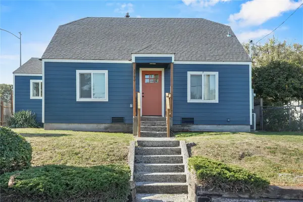 3790 E B Street, Tacoma, WA 98404