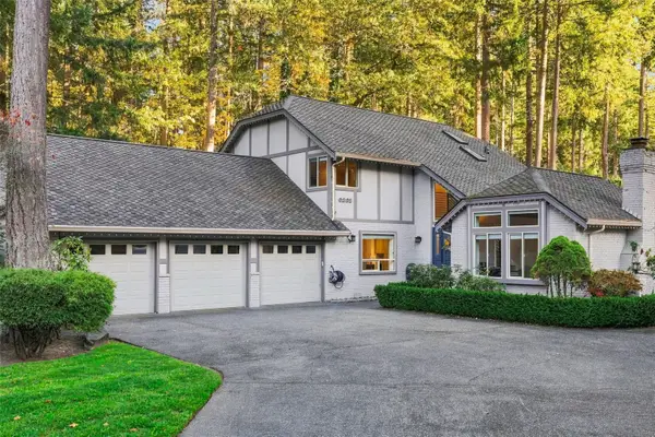 6221 88th Avenue W, University Place, WA 98467