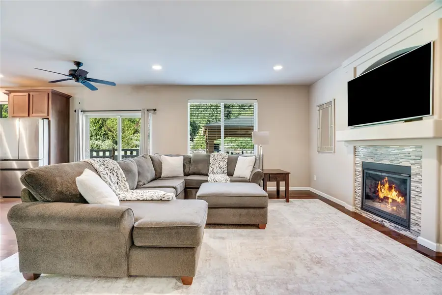 5913 164th Avenue Ct E, Sumner, WA 98390 - #3