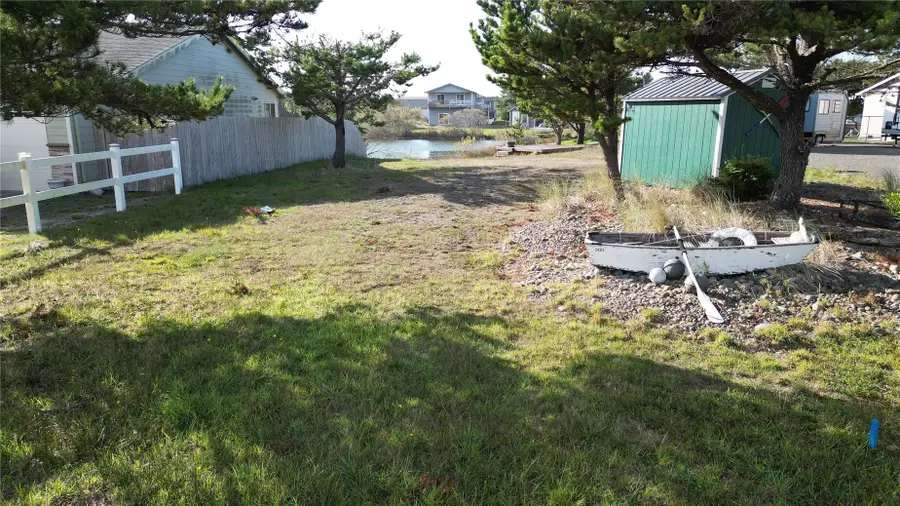 34315 I Street #14, Ocean Park, WA 98640 - #2