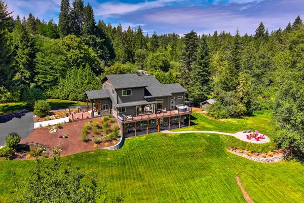 17420 174th Avenue Ne, Woodinville, WA 98072