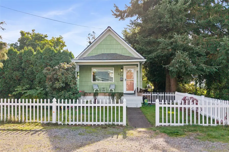 624 Elizabeth Street, Sumner, WA 98390 - #2