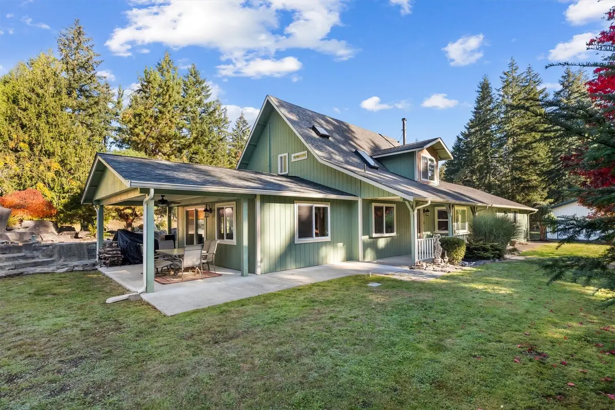 13524 Land Lane Se, Rainier, WA 98576 - #1