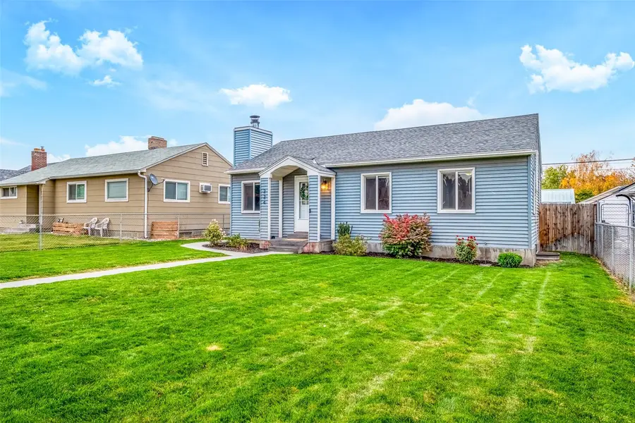 224 E Street Sw, Ephrata, WA 98823 - #3