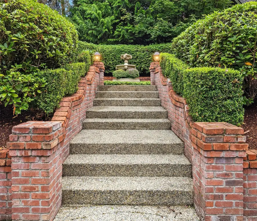 16701 Saybrook Drive Ne, Woodinville, WA 98077 - #2