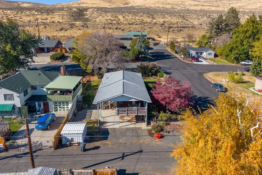 348 14th Avenue Sw, Ephrata, WA 98823 - #3