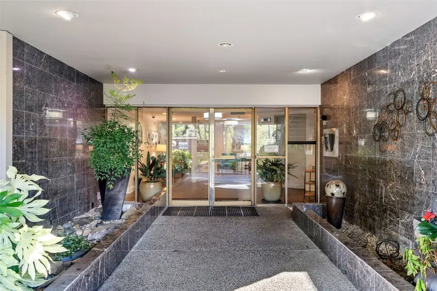 550 Elm Way #410, Edmonds, WA 98020 - #2