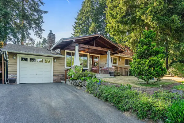 6525 154th Avenue Ne, Redmond, WA 98052