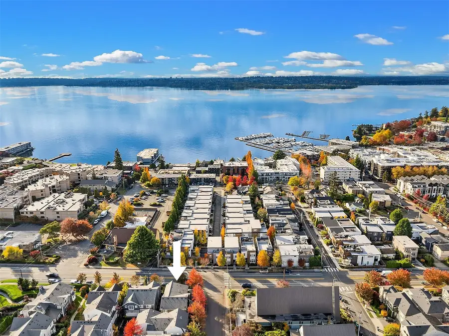 402 State Street S #2, Kirkland, WA 98033 - #2