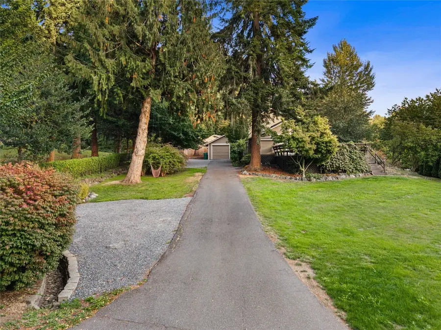 1228 S Lake Stickney Drive, Lynnwood, WA 98087 - #2