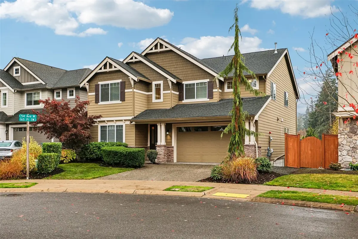 5402 165th Place Sw, Lynnwood, WA 98037 - #1