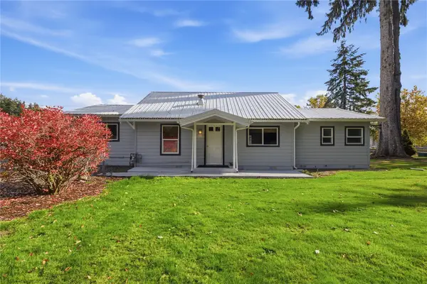 8 Stamper Road, Elma, WA 98541