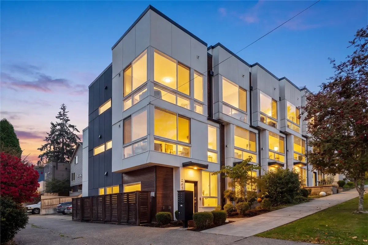 2613 E Thomas Street, Seattle, WA 98112 - #1