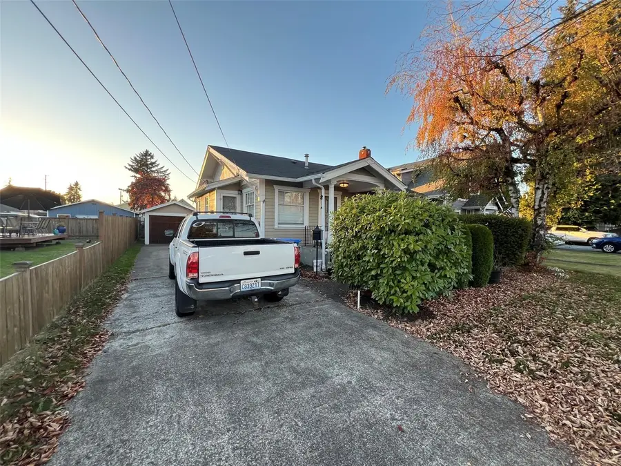 410 7th Street Nw, Puyallup, WA 98371 - #2
