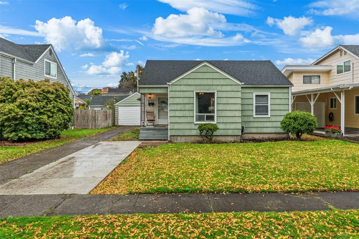 617 23rd, Longview, WA 98632 - #1