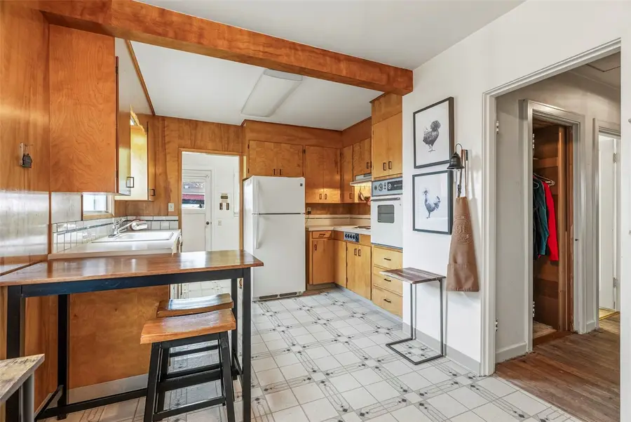 617 23rd, Longview, WA 98632 - #3