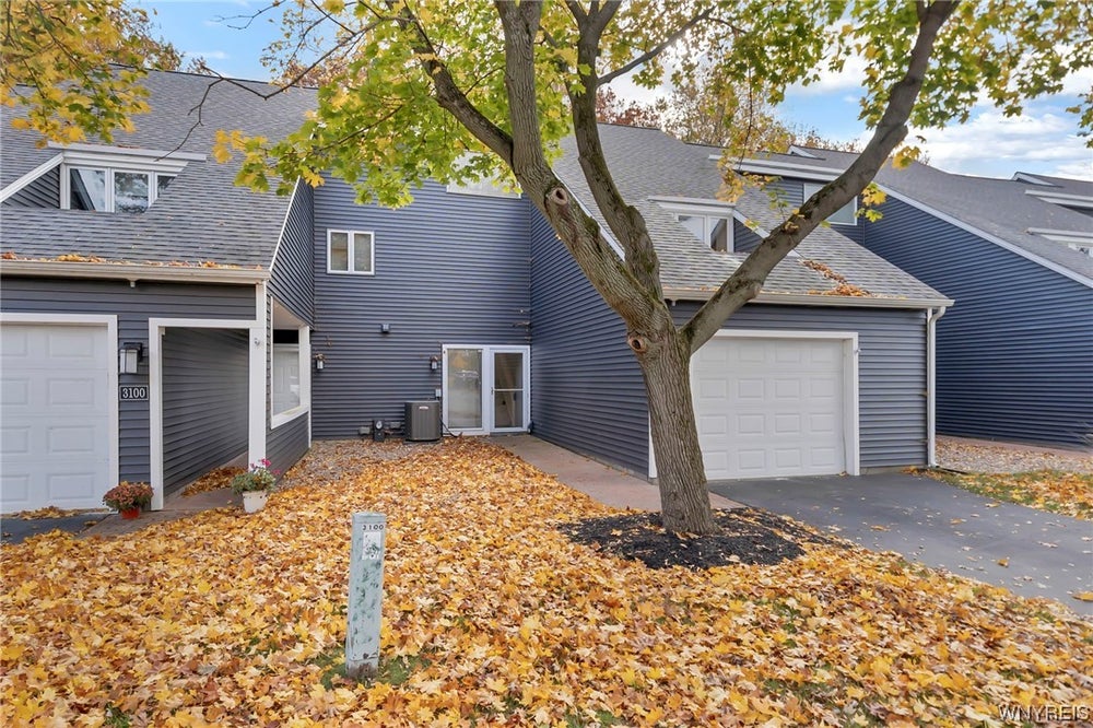 3104 E River Road, Grand Island, NY 14072 BHGRE