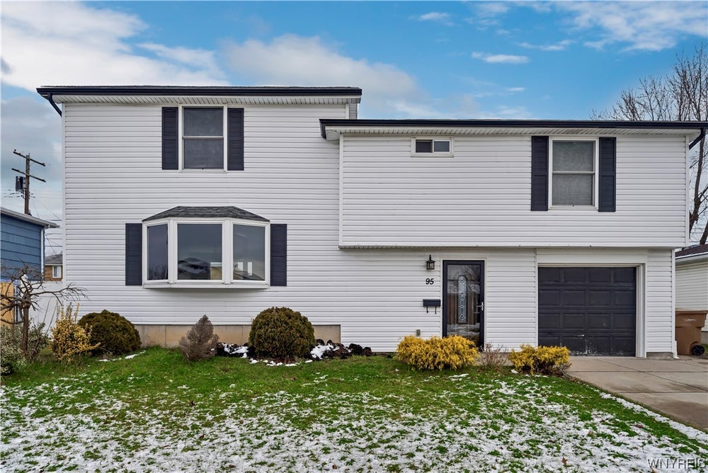 95 Santin Drive, Cheektowaga, NY 14225 BHGRE