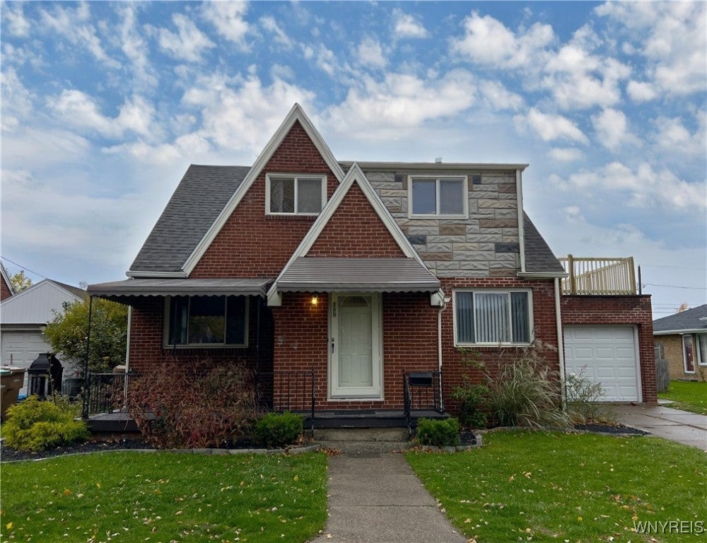 100 Kilbourne Road, Buffalo, NY 14225 BHGRE