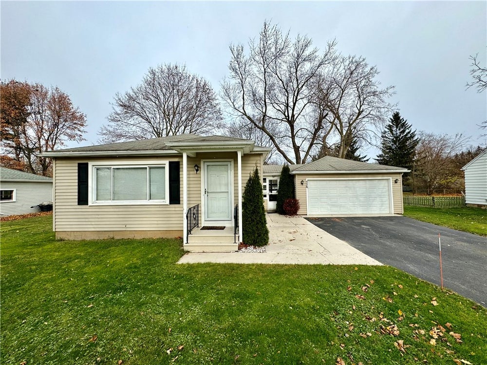 526 Klem Road, ster, NY 14580 BHGRE