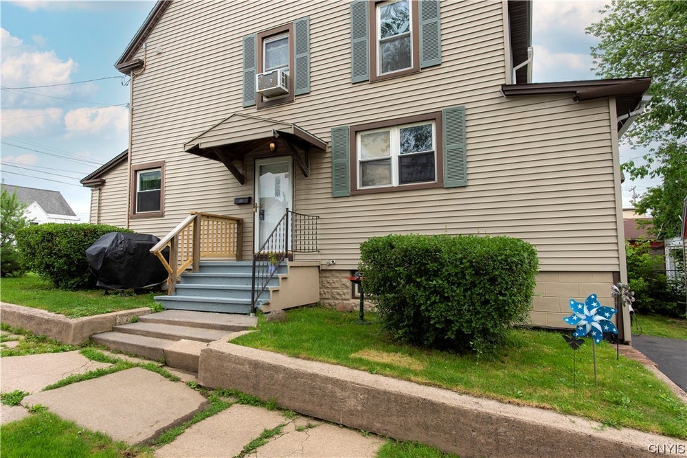 2216 Highland Avenue, Utica, NY 13502 BHGRE