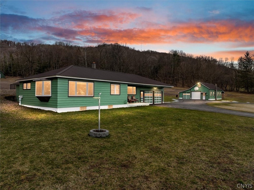 805 State Route 8, Cold Brook, NY 13324 BHGRE