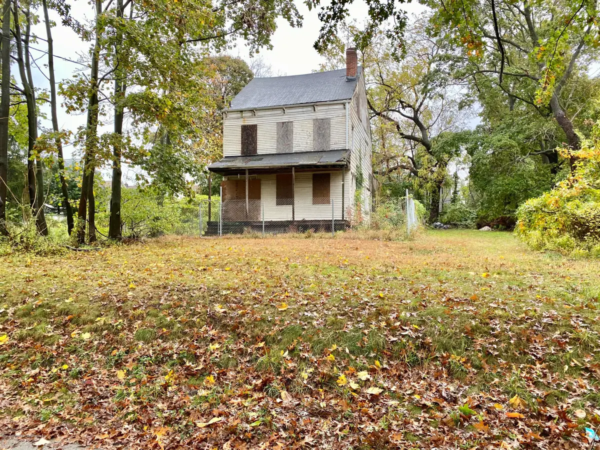 1197 Clove Rd, Staten Island, NY 10301 - Image #1