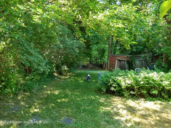 132 Alden Place, Staten Island, NY 10301