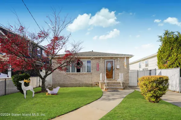 176 Kensington Avenue, Staten Island, NY 10305