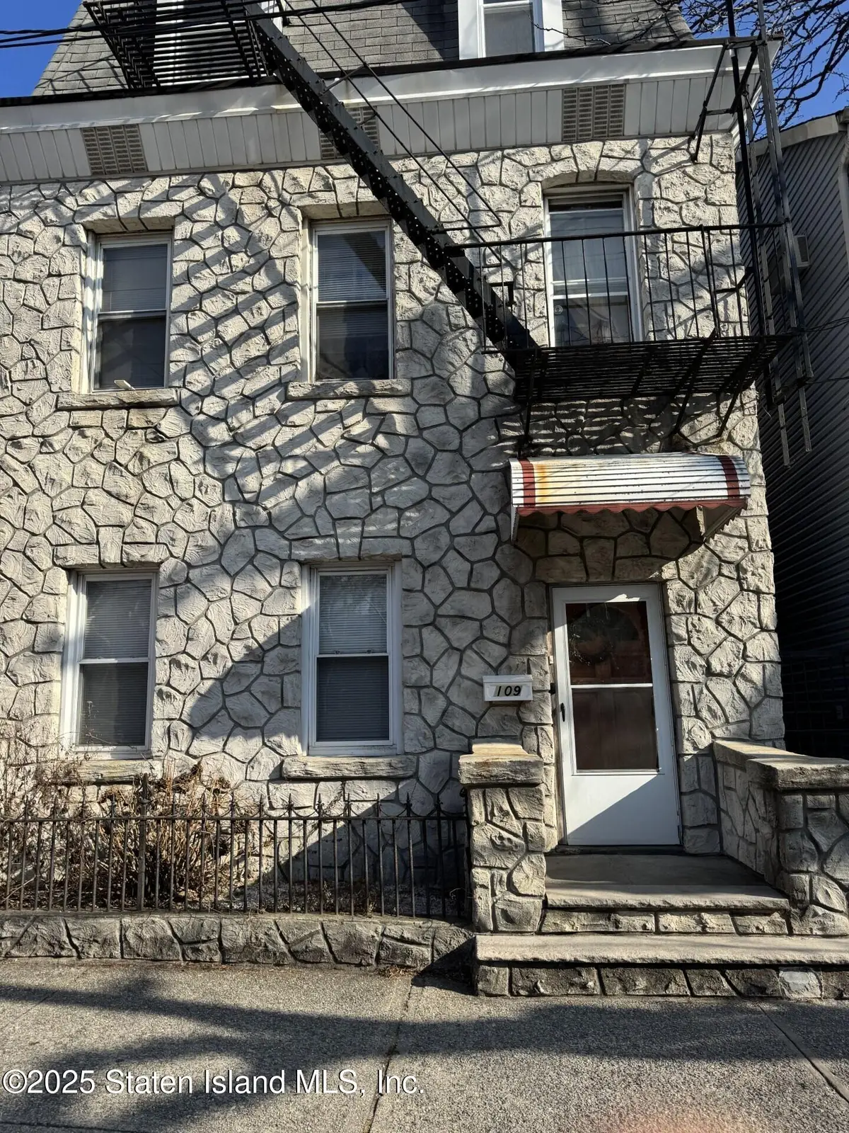 109 Monroe Avenue, Staten Island, NY 10301 - Image #1