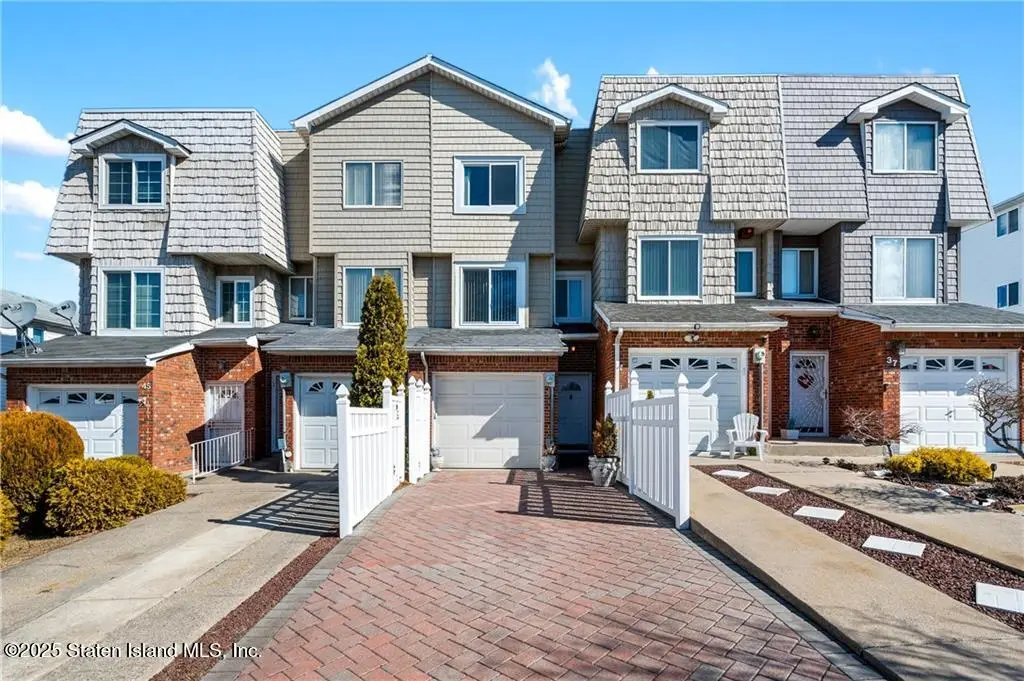 41 Furness Place, Staten Island, NY 10314 - Image #1