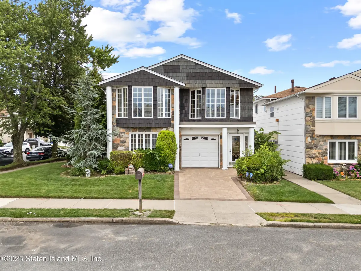 4 Bangor Street, Staten Island, NY 10314 - Image #1
