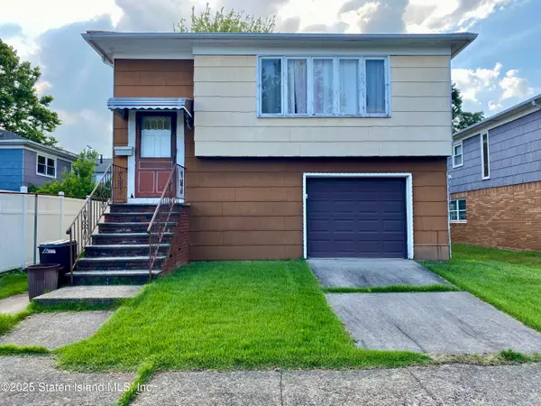 32 Muller Avenue, Staten Island, NY 10314