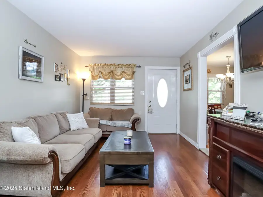 11 Cooper Terrace, Staten Island, NY 10314 - Image #3